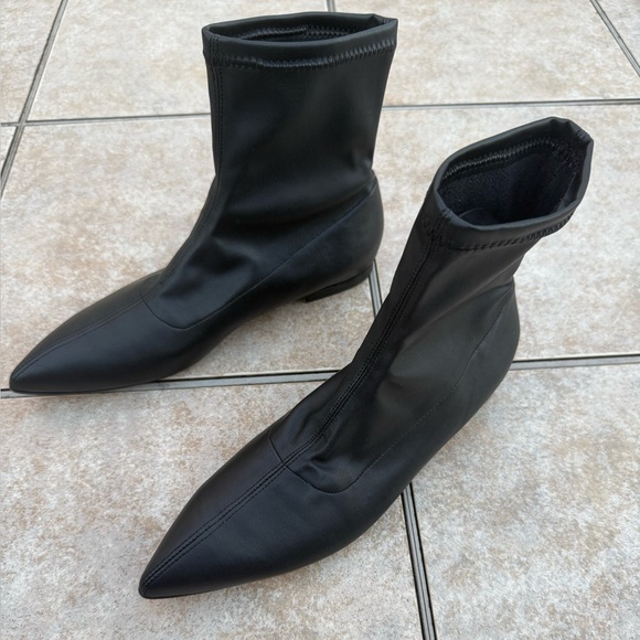 Clizia Elegant Black Women's Stretch Ankle Boots - Picture 2 of 16